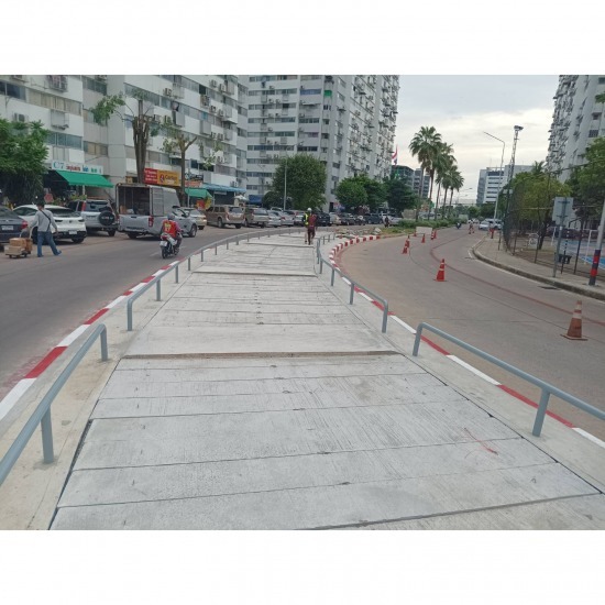 งานก่อสร้างรางระบายน้ำ